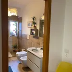 Gallery 123 Luxury Guest house *